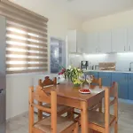 Apartment Nikos