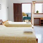 Apartment Nikos *