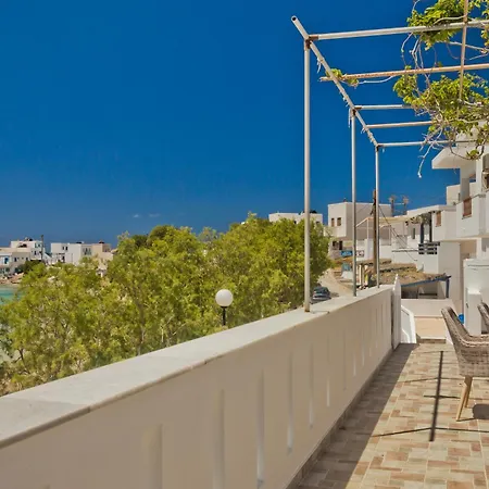 Nikos * Lefkos (Karpathos)