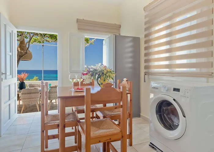 Nikos * Lefkos (Karpathos)